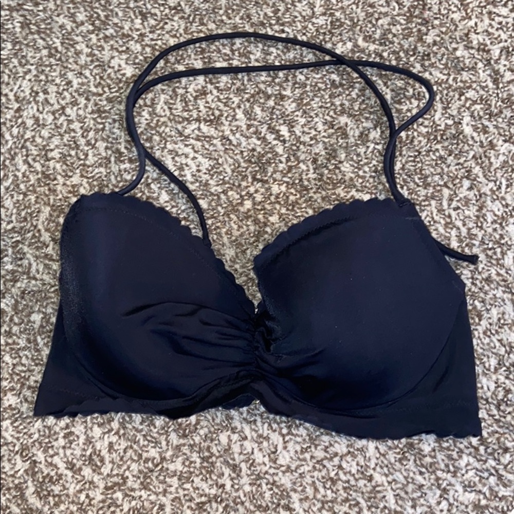 Victoria’s Secret bikini top 32d
